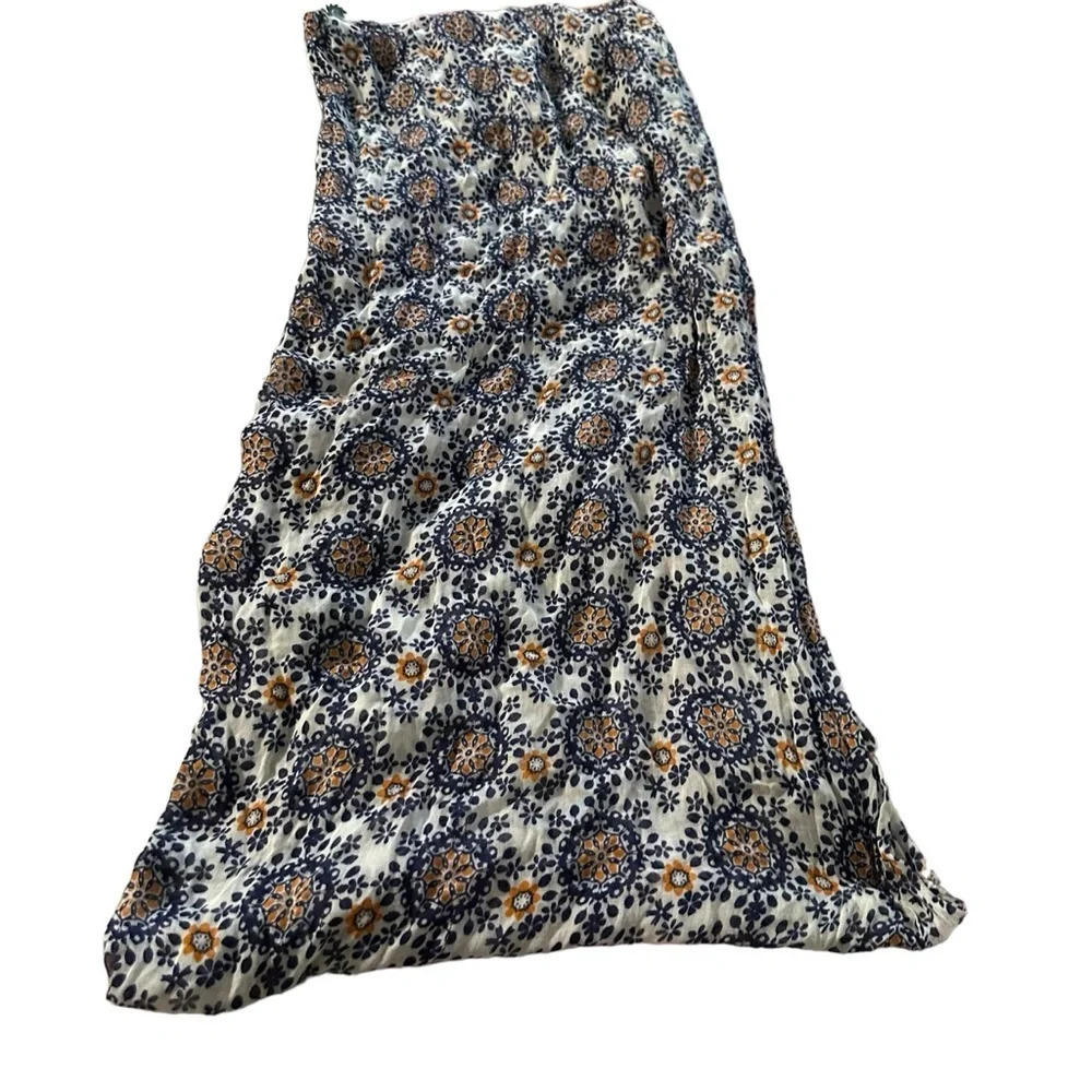 Charming Charlie women's floral infinity scarf